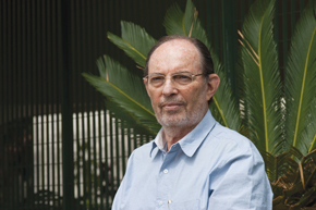 Biochemist Hernan Chaimovich: a new challenge