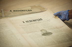 A historic edition of the newspaper about the abolition of slavery: digitized collection will be made available on-line during the second half of 2015