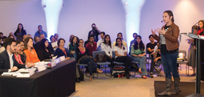 Cibele dos Santos Borges, from Unesp Botucatu, gave a presentation on the behavior of sperm during the FameLab final in São Paulo