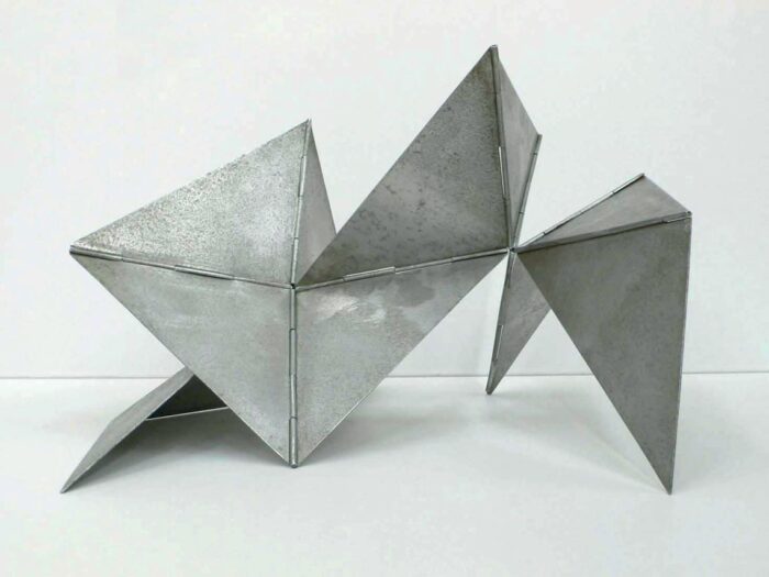 Made of aluminum or tin plates, the <em>Bichos</em> (Animals) can be manipulated by the viewer